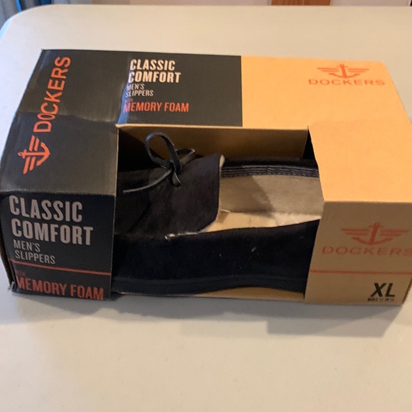 Dockers Other - Dockers mens slippers